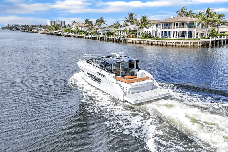 Slide: The Image of Cruisers Yachts 46 Cantius 2025 - 8