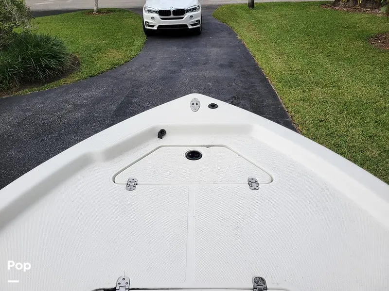 Slide: The Image of Mako 1901 Inshore 2009 - 13744936