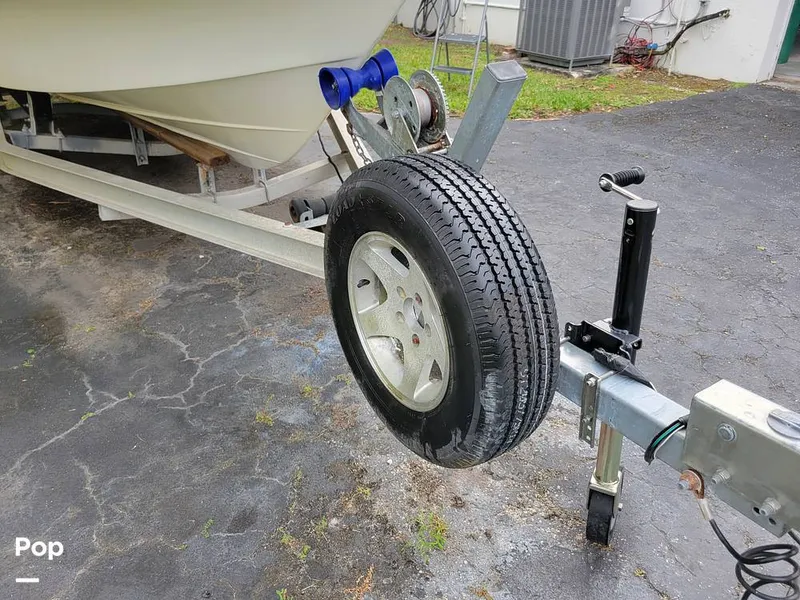 Slide: The Image of Mako 1901 Inshore 2009 - 13744911