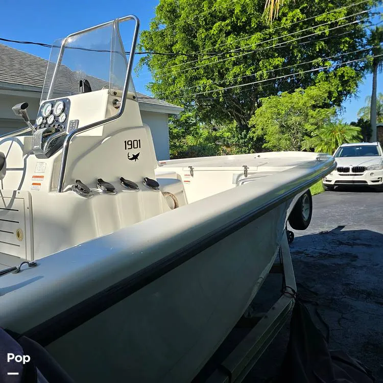 Slide: The Image of Mako 1901 Inshore 2009 - 14740601