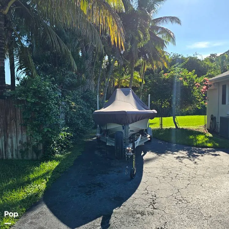 Slide: The Image of Mako 1901 Inshore 2009 - 14740608