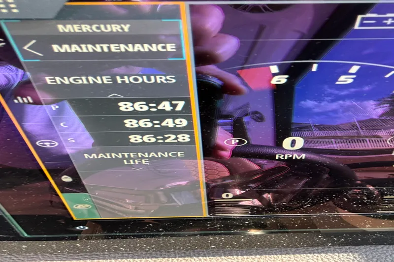 Slide: The Image of Sea Ray 320 SUNDANCER OUTBOARD 2023 - 37