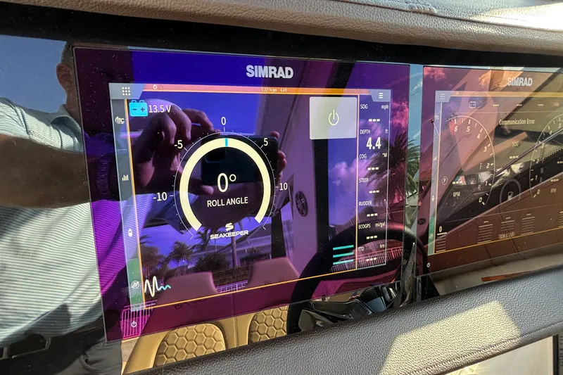 Slide: The Image of Sea Ray 320 SUNDANCER OUTBOARD 2023 - 38