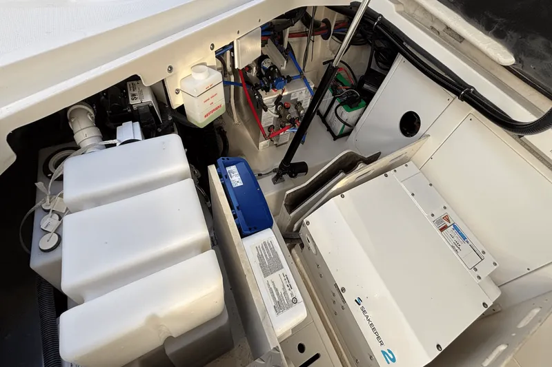 Slide: The Image of Sea Ray 320 SUNDANCER OUTBOARD 2023 - 69