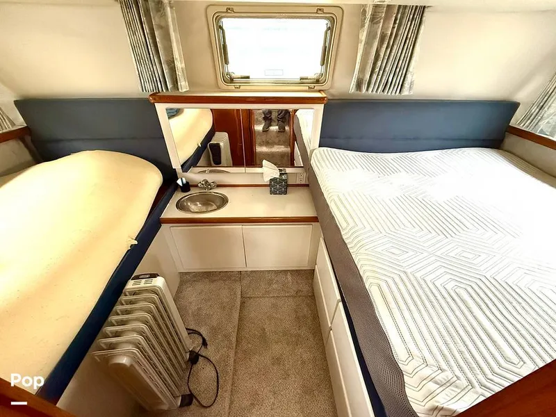 Slide: The Image of Carver 300 Aft Cabin 1994 - 15343065