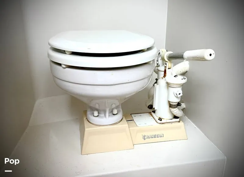 Slide: The Image of Carver 300 Aft Cabin 1994 - 15343046