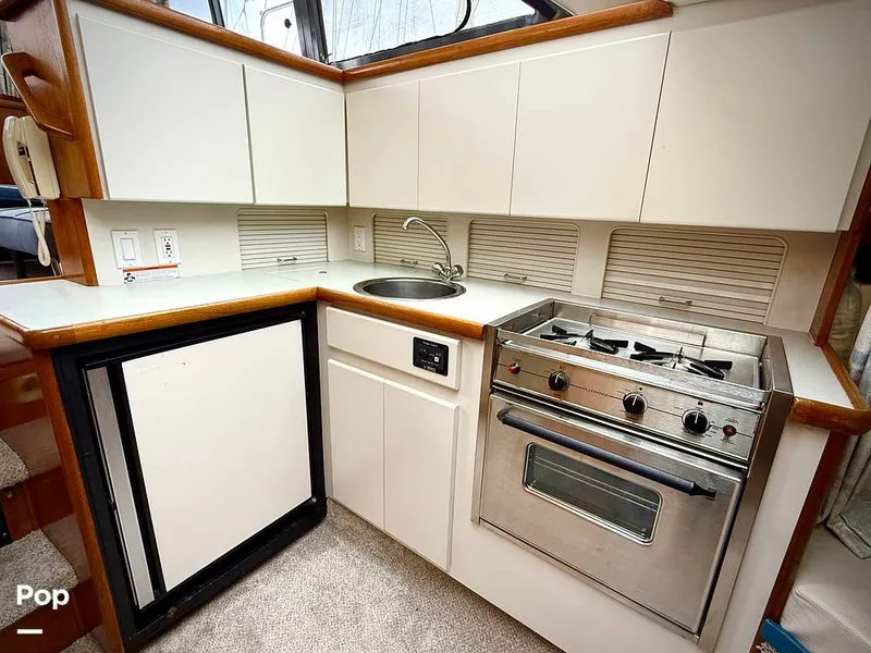 Slide: The Image of Carver 300 Aft Cabin 1994 - 15343036