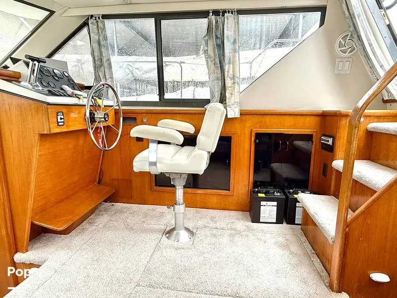 Slide: The Image of Carver 300 Aft Cabin 1994 - 15343052