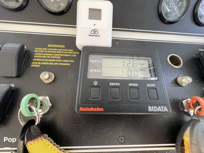 Slide: The Image of Carver 300 Aft Cabin 1994 - 13067399