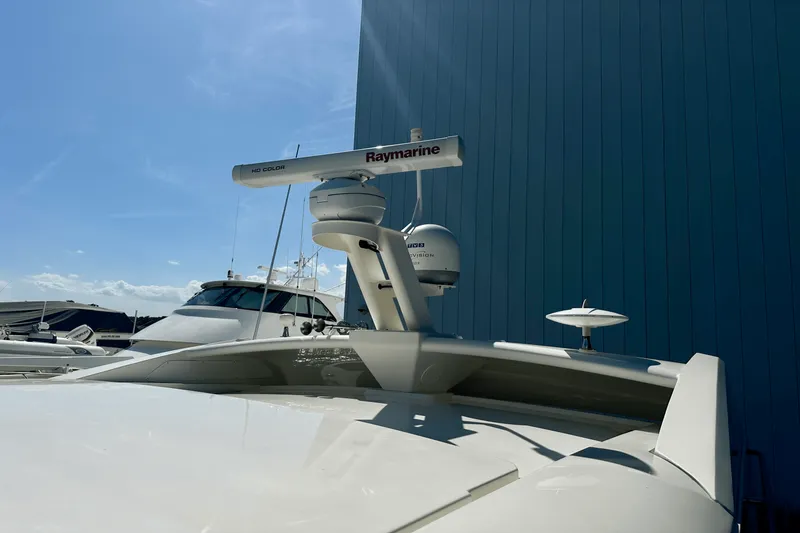 Slide: The Image of Sea Ray 460 SUNDANCER 2017 - 11