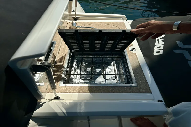 Slide: The Image of Sea Ray 460 SUNDANCER 2017 - 13