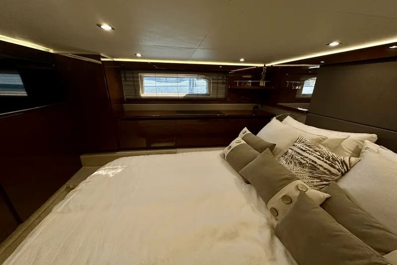 Slide: The Image of Sea Ray 460 SUNDANCER 2017 - 27