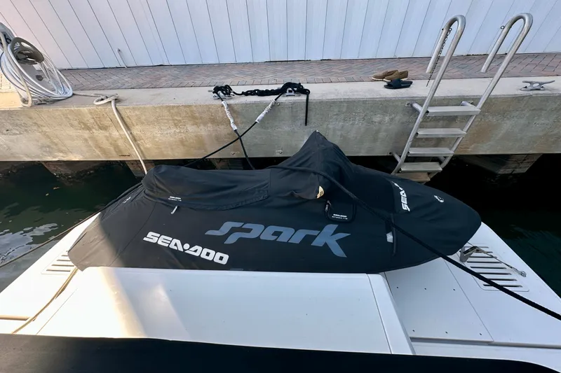 Slide: The Image of Sea Ray 460 SUNDANCER 2017 - 3