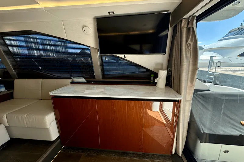 Slide: The Image of Sea Ray 460 SUNDANCER 2017 - 33