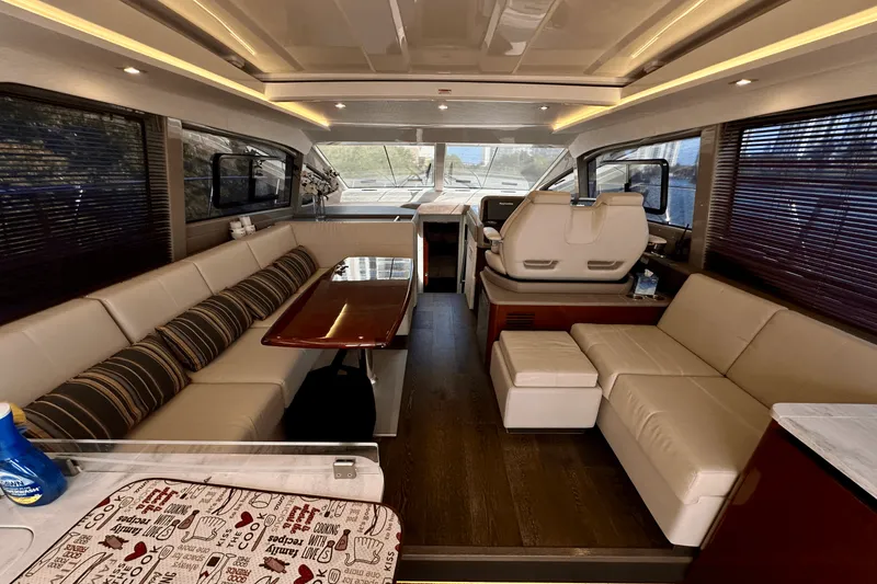 Slide: The Image of Sea Ray 460 SUNDANCER 2017 - 35