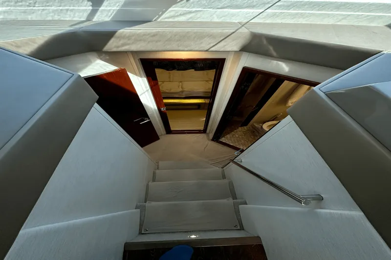 Slide: The Image of Sea Ray 460 SUNDANCER 2017 - 40