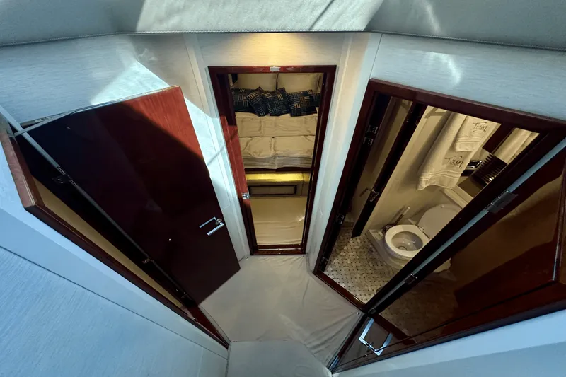 Slide: The Image of Sea Ray 460 SUNDANCER 2017 - 41