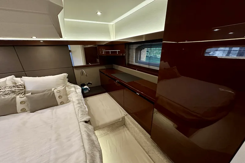 Slide: The Image of Sea Ray 460 SUNDANCER 2017 - 44