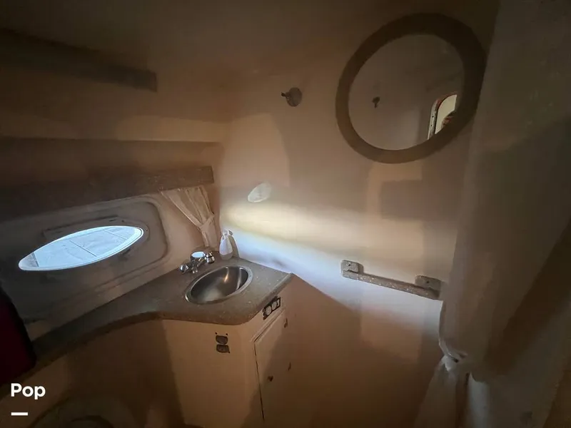 Slide: The Image of Rinker Fiesta Vee 320 2005 - 13093965