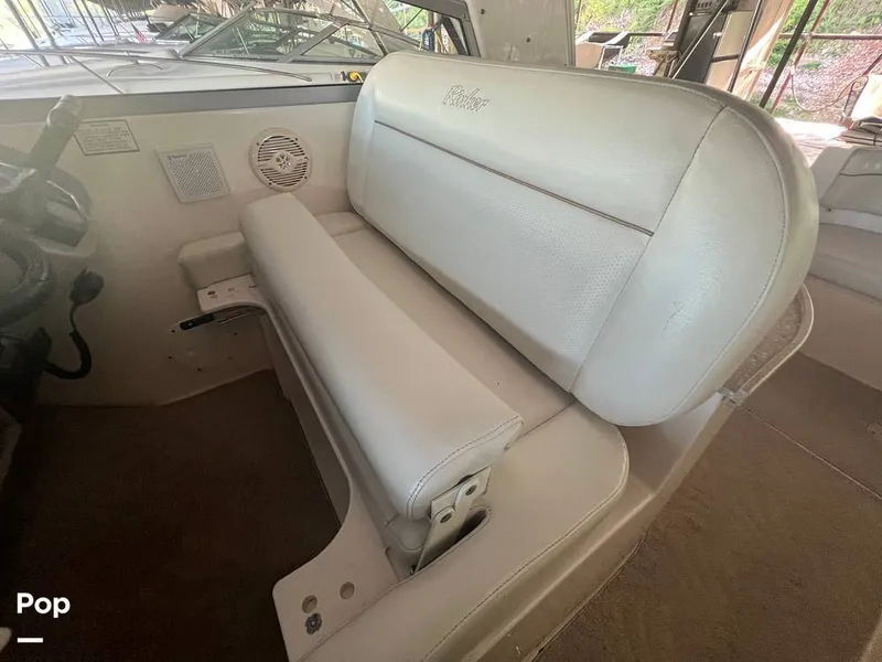 Slide: The Image of Rinker Fiesta Vee 320 2005 - 13094030