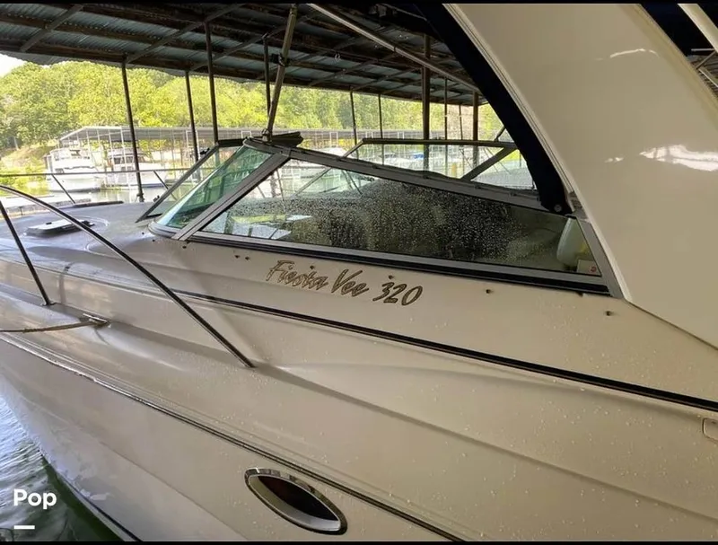 Slide: The Image of Rinker Fiesta Vee 320 2005 - 12976535