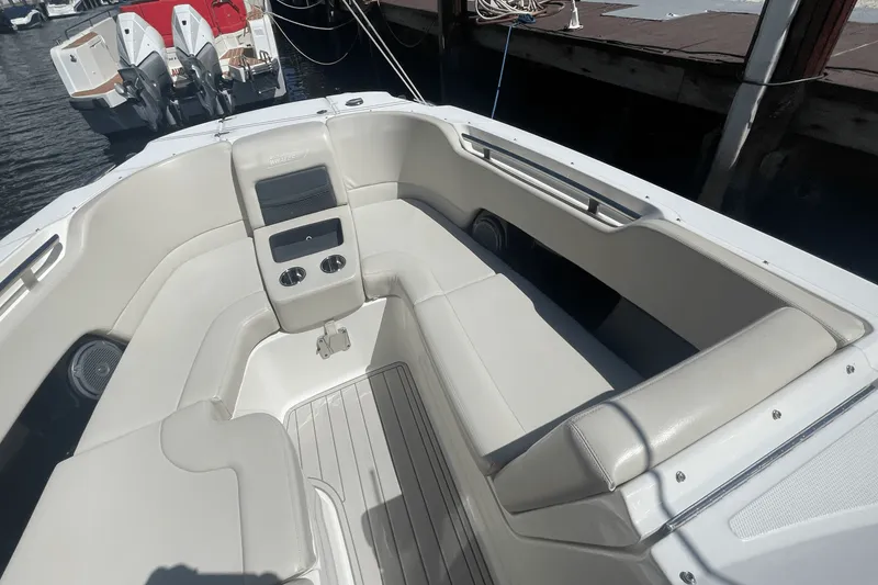 Slide: The Image of Boston Whaler 270 VANTAGE 2019 - 13