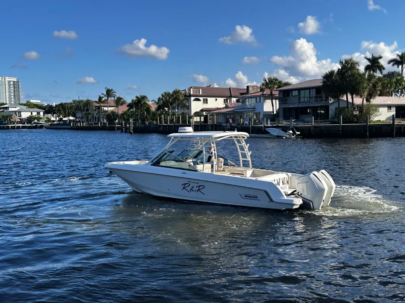 Slide: The Image of Boston Whaler 270 VANTAGE 2019 - 3