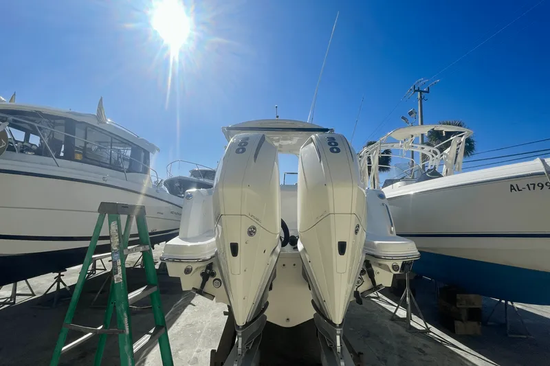 Slide: The Image of Boston Whaler 270 VANTAGE 2019 - 10