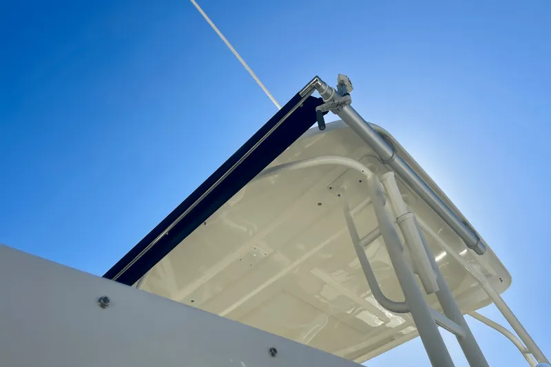 Slide: The Image of Boston Whaler 270 VANTAGE 2019 - 49