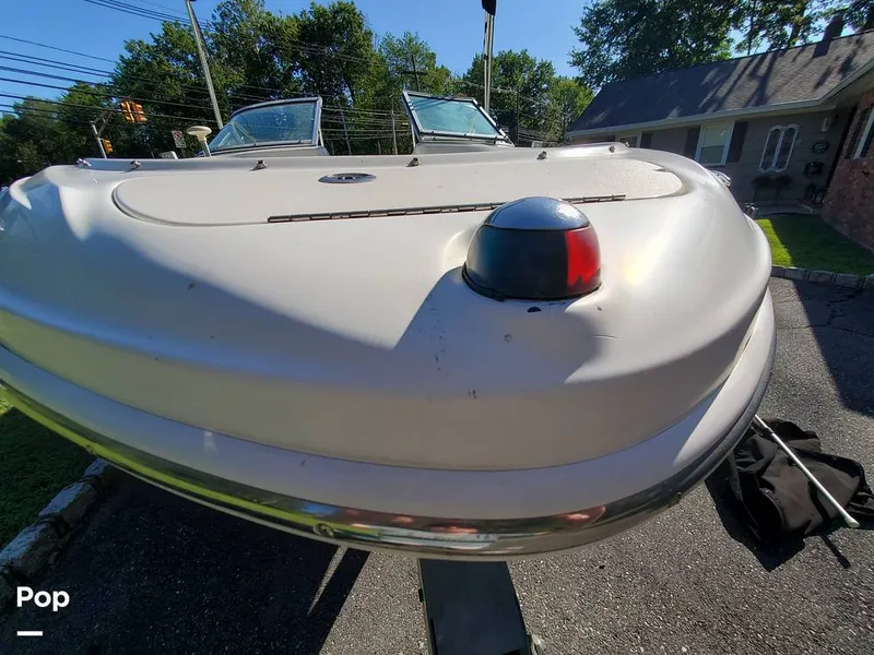 Slide: The Image of Sea Ray 205 sport 2011 - 13153402