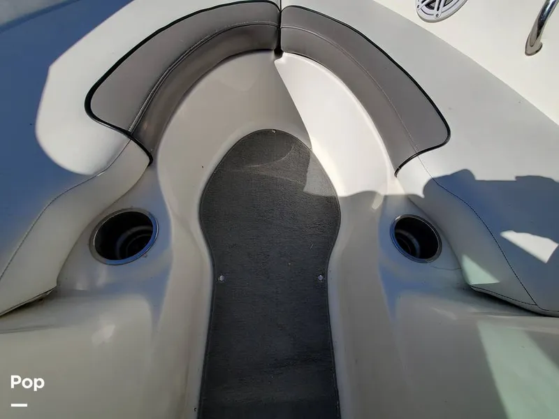 Slide: The Image of Sea Ray 205 sport 2011 - 13153422