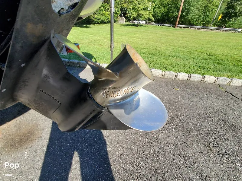 Slide: The Image of Sea Ray 205 sport 2011 - 13153411