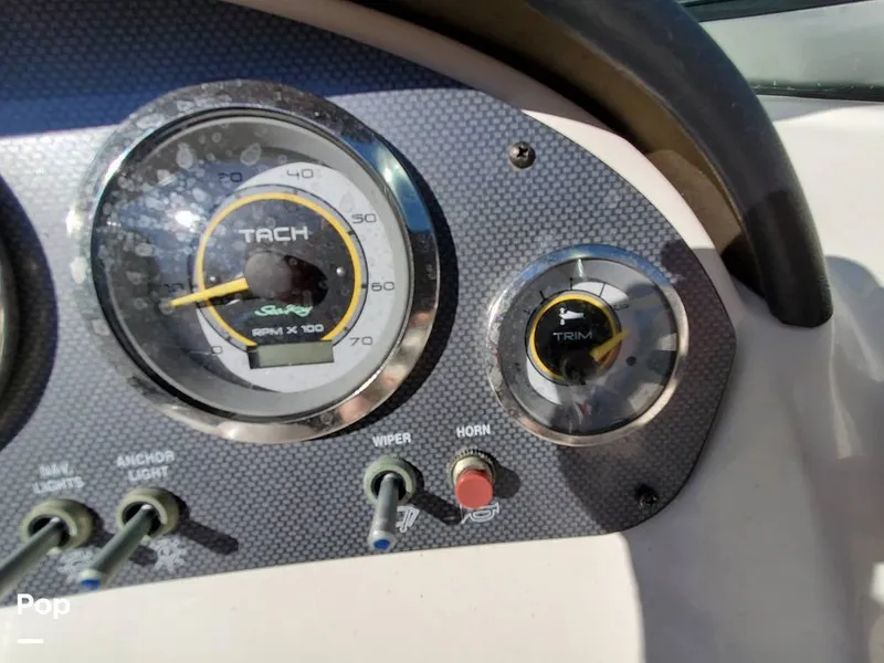 Slide: The Image of Sea Ray 205 sport 2011 - 13153445