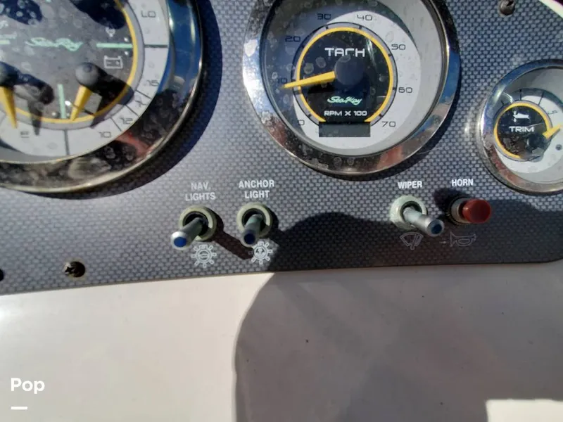 Slide: The Image of Sea Ray 205 sport 2011 - 13153446