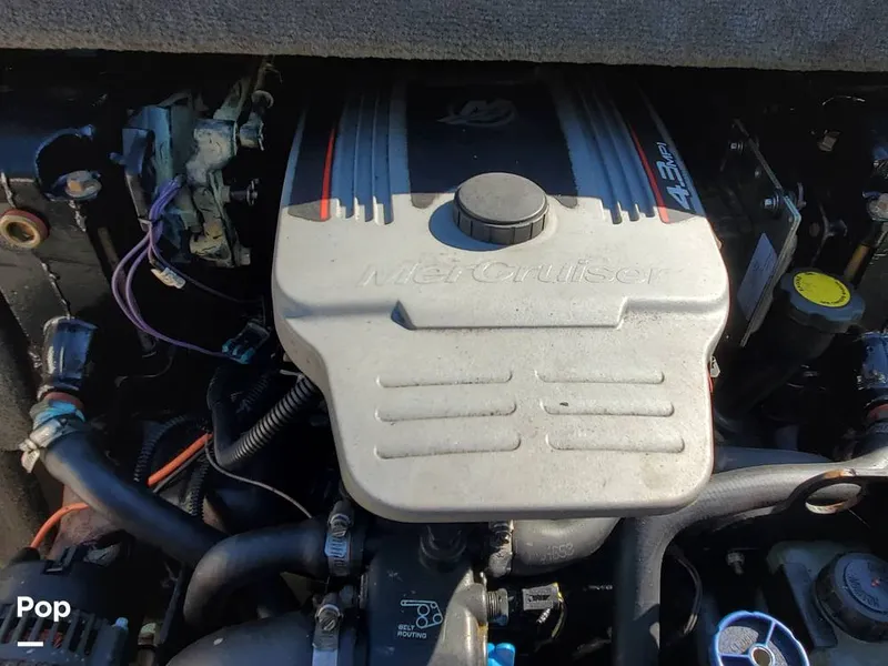 Slide: The Image of Sea Ray 205 sport 2011 - 13153467