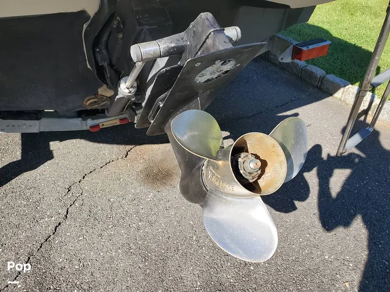 Slide: The Image of Sea Ray 205 sport 2011 - 13153389