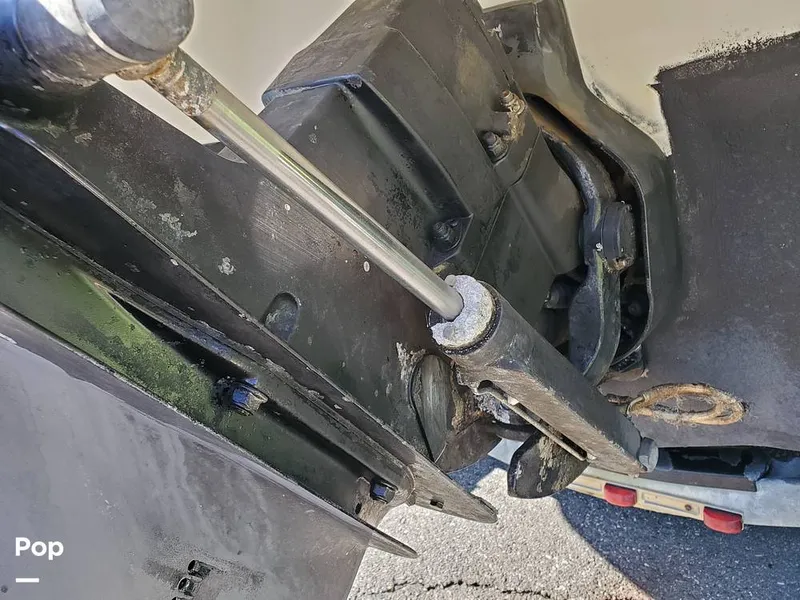 Slide: The Image of Sea Ray 205 sport 2011 - 13153391