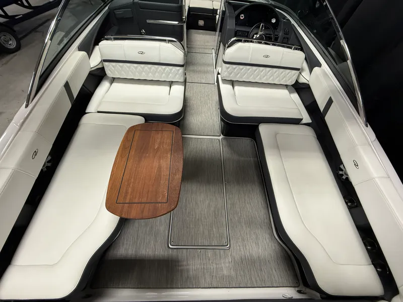 Slide: The Image of Regal 2800 2018 - 37