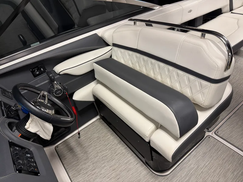 Slide: The Image of Regal 2800 2018 - 53