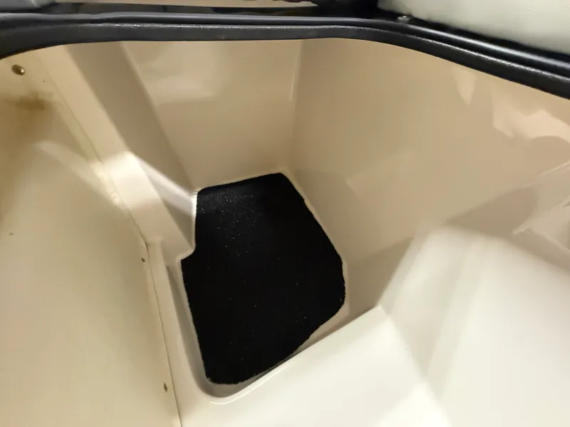 Slide: The Image of Regal 2800 2018 - 77