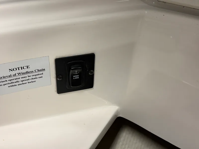 Slide: The Image of Regal 2800 2018 - 81