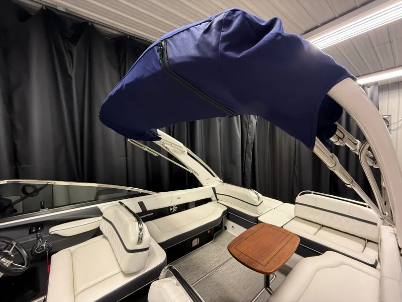 Slide: The Image of Regal 2800 2018 - 85