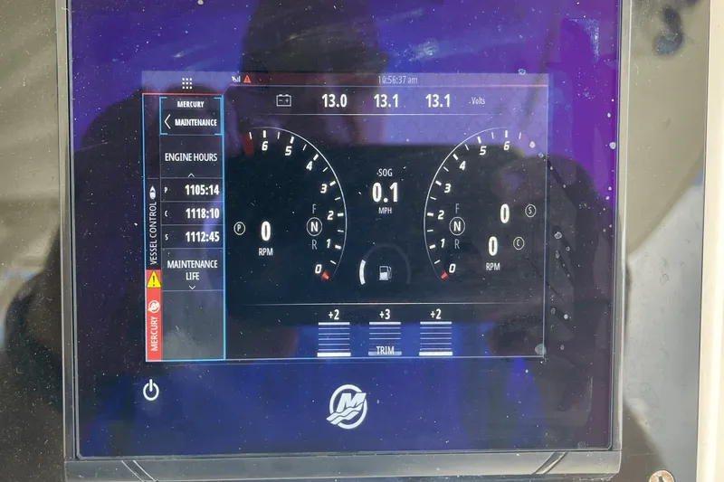 Slide: The Image of Boston Whaler 370 OUTRAGE 2012 - 17