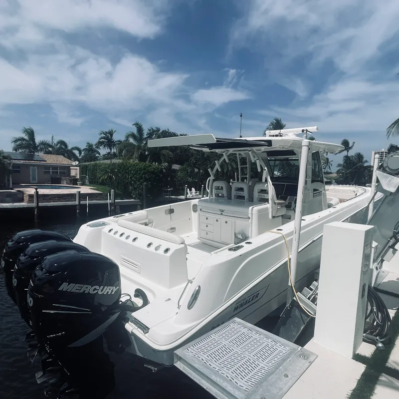 Slide: The Image of Boston Whaler 370 OUTRAGE 2012 - 3