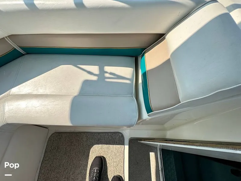 Slide: The Image of Rinker 280 Fiesta Vee 1995 - 13013843