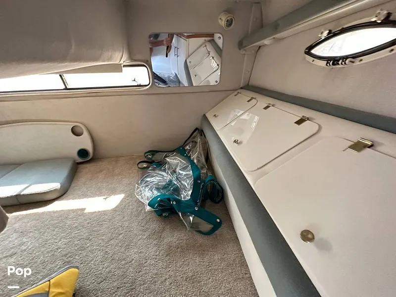 Slide: The Image of Rinker 280 Fiesta Vee 1995 - 13013853