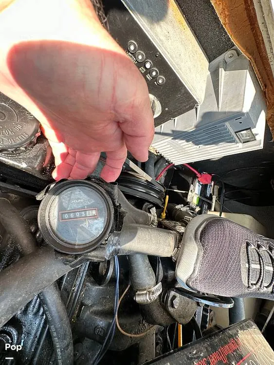 Slide: The Image of Rinker 280 Fiesta Vee 1995 - 13043490