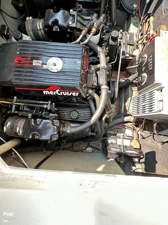 Slide: The Image of Rinker 280 Fiesta Vee 1995 - 13013884