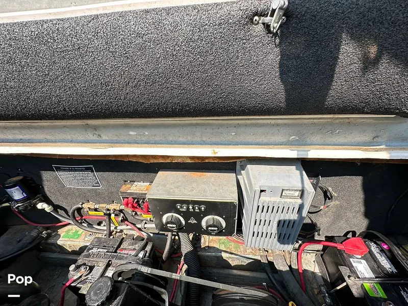 Slide: The Image of Rinker 280 Fiesta Vee 1995 - 13013892