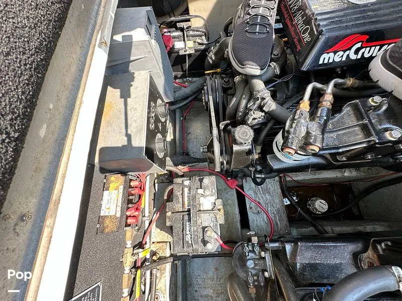 Slide: The Image of Rinker 280 Fiesta Vee 1995 - 13013893